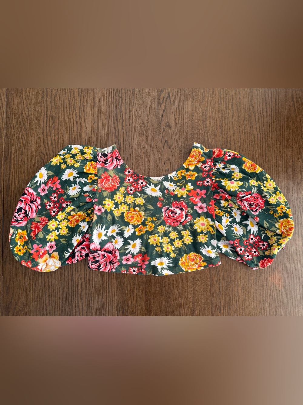 Zara Green Floral Puff-Sleeve Crop Top